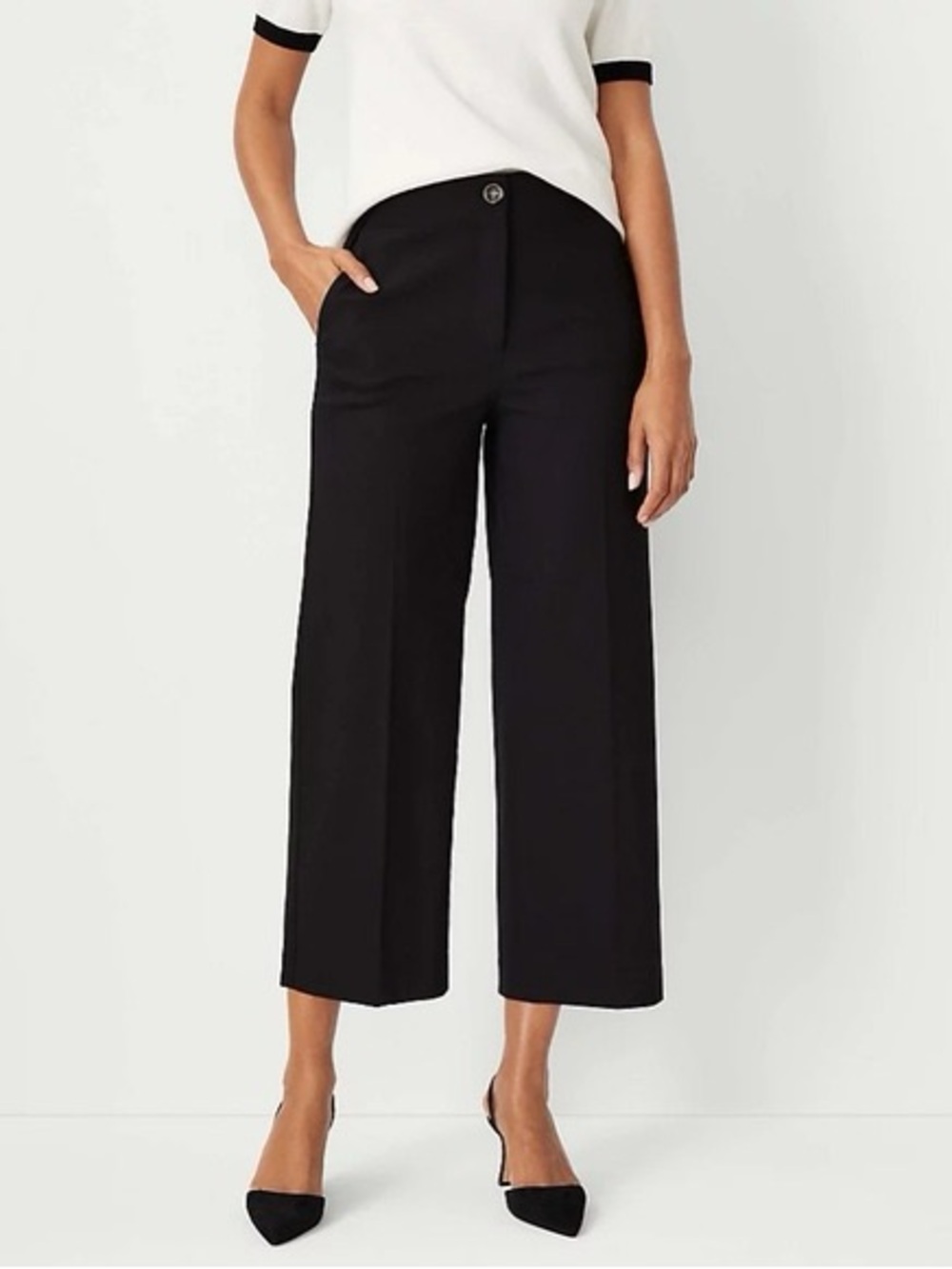 Ann Taylor “The Kate” Wide Leg Cropped Cotton Blend Black Trousers